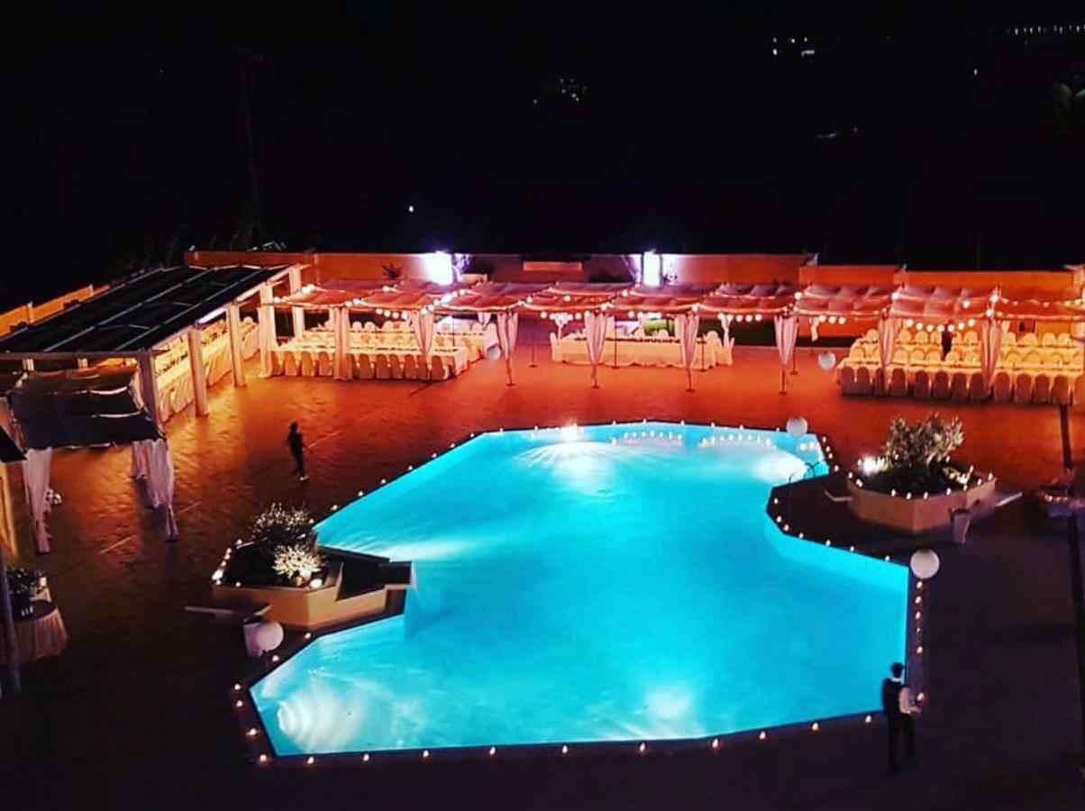 Hotel Certosa Padula Exterior photo